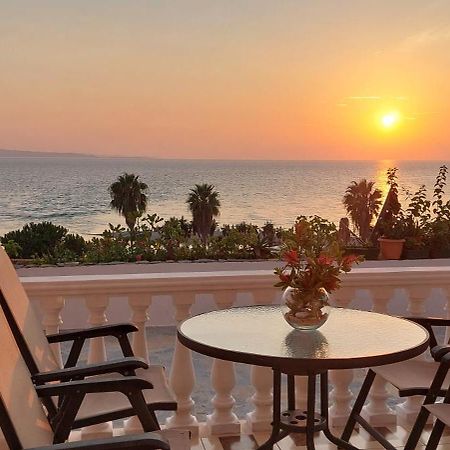 Apartment Tinka In Saranda Εξωτερικό φωτογραφία