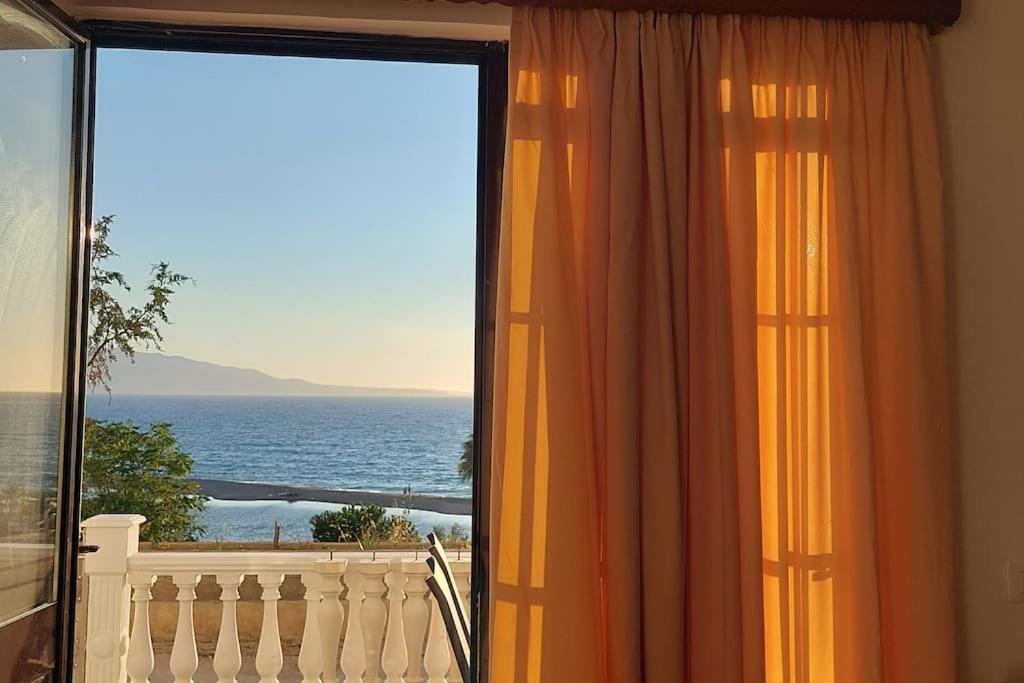 Apartment Tinka In Saranda Εξωτερικό φωτογραφία
