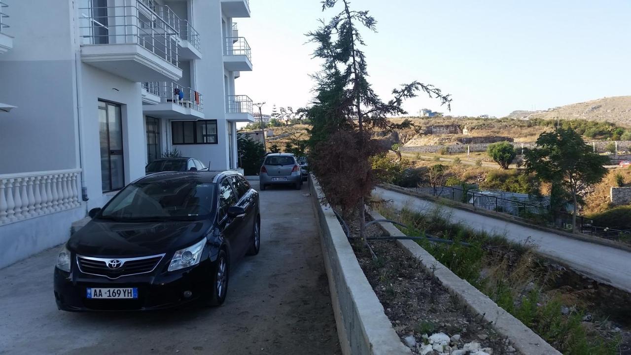 Apartment Tinka In Saranda Εξωτερικό φωτογραφία