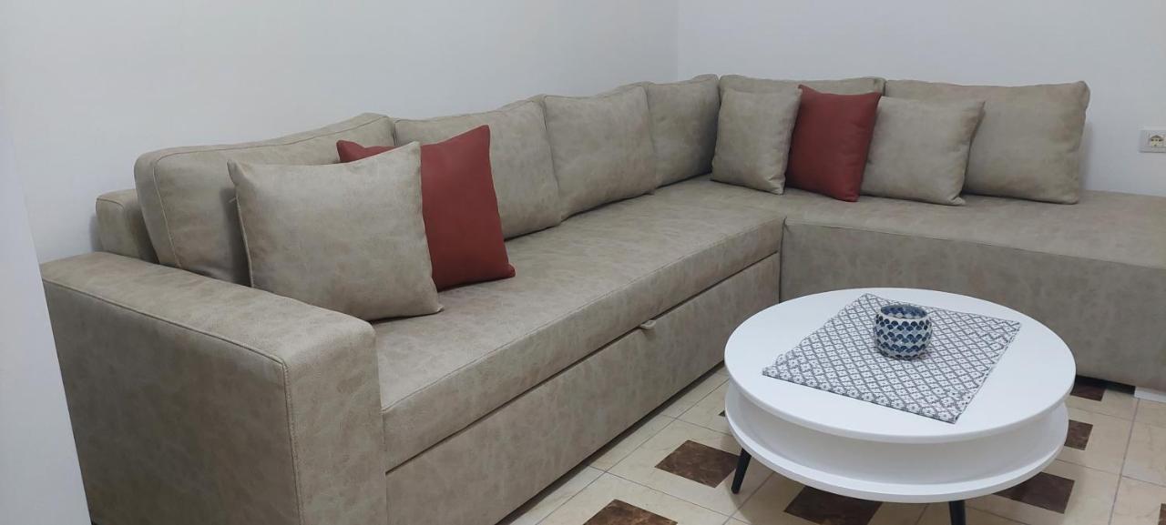 Apartment Tinka In Saranda Εξωτερικό φωτογραφία