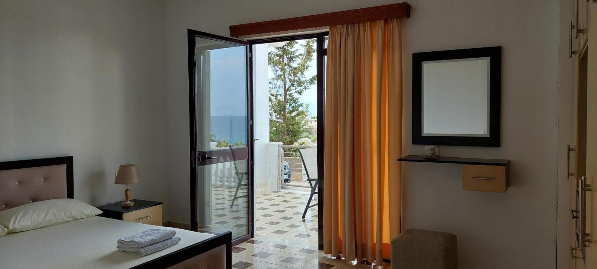 Apartment Tinka In Saranda Εξωτερικό φωτογραφία