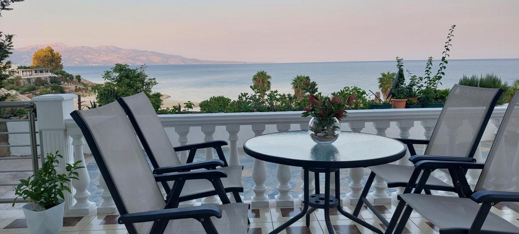 Apartment Tinka In Saranda Εξωτερικό φωτογραφία
